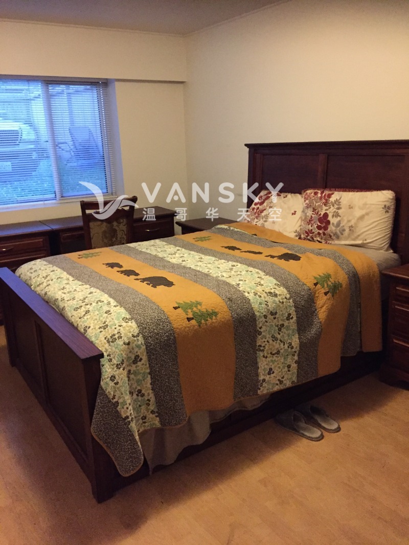 260427101327_29 bedroom1.JPG